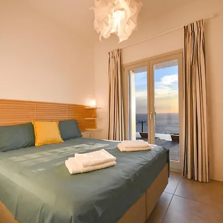 Luxurious With An Infinity Swimming Pool Sea And Sunset View *